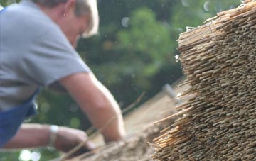 professional Cwm Hwnt thatchers